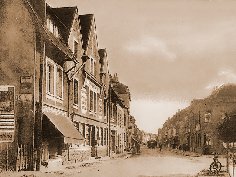 L'Enfant du Pays vers 1950